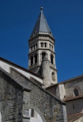 Fototapeta na wymiar Clocher de l'abbatiale Saint-Michel à Nantua, Ain, France