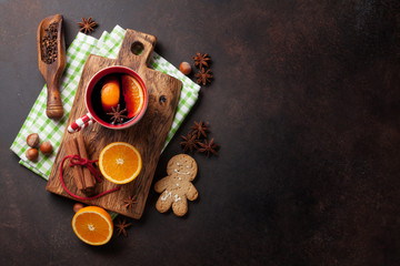 Christmas mulled wine and ingredients