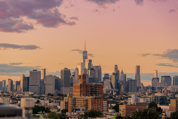 Fototapeta premium New York Skyline taken from Brooklyn at sunset