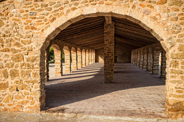 Traditional market building