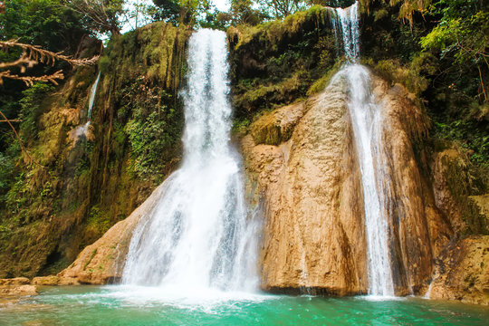 Dai Yem waterfall. This is a nice waterfall in Moc Chau, Vietnam