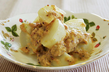 カブの粒マスタード和え