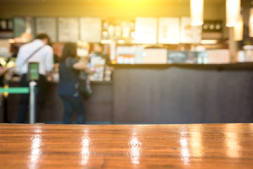Fototapeta na wymiar wooden top and bar,coffee shop