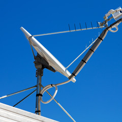  the concept of technology whit satellite dish