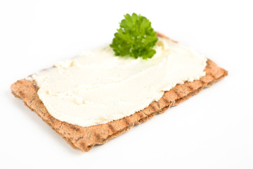Knäckebrot mit Frischkäse