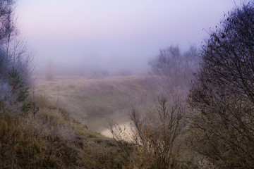 Obraz na płótnie Canvas October predawn fog