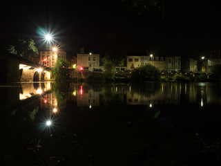 Fototapeta na wymiar Poitiers by night