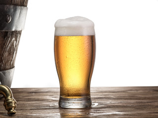 Steamy glass of beer.