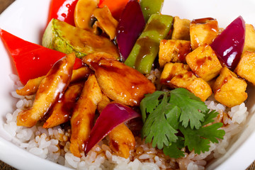 Wok with rice, cheese and tofu