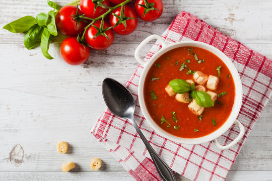 Traditional tomato soup, served with croutons.