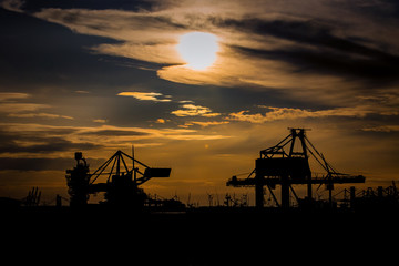 Zachód słońca nad portem © Konrad