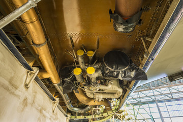 Detailed exposure of a turbo jet engine