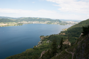 Fototapeta na wymiar View to lake Traunsee from mount Traunstein