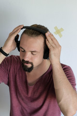 Enjoying music on headphoens