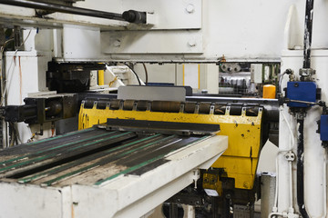 Bending metal sheet by sheet bending machine