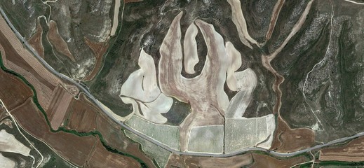 pain, allegory, tribute to Matisse, Picasso, abstract photography of the Spain fields from the air,...