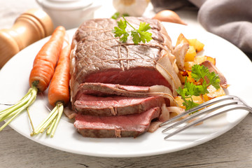 roast beef and vegetable