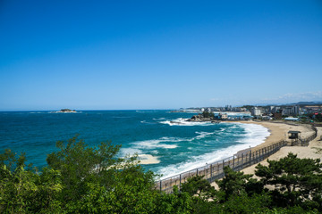Naklejka premium Goseong-gun, Gangwon cheongganjeong and sea landscape
