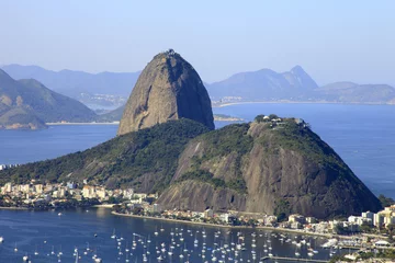 Zelfklevend Fotobehang Stad van Rio de Janeiro, de belangrijkste toeristische plek in Brazilië © lcrribeiro33@gmail