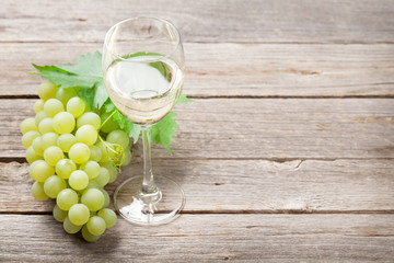 Wine glass and grapes