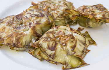 Roasted Artichokes Served With Coarse Sea Salt 