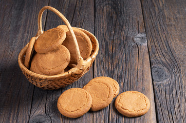 Fototapeta premium Ginger cookies in basket