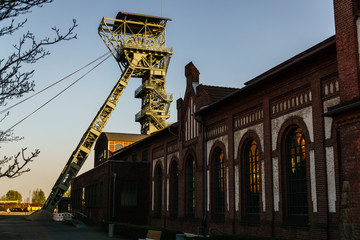 Fototapeta na wymiar tower and rotary spray at closed coal mine in dortmund germany