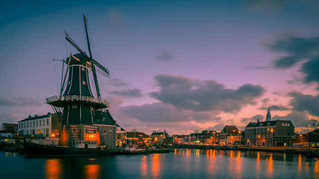 Haarlem night scene retro look