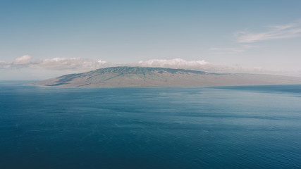 Naklejka na ściany i meble Island View Overlooking Ocean in Maui, Hawaii