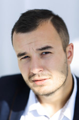 Obraz premium closeup.portrait współczesnego człowieka biznesu.