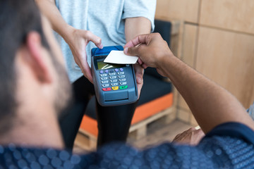 payment by credit card and terminal