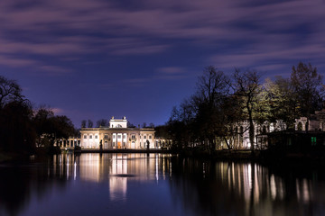 Fototapeta premium Palace on the Isle