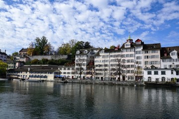 Lindenhof ist ein Quartier der Stadt Zürich, Das Quartier bildet heute zusammen mit den Quartieren City, Rathaus und Hochschulen den Kreis 1