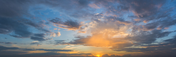 Fototapeta na wymiar Evening Sky Panorama