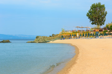Obraz premium Summer morning beach (Chalkidiki, Greece).