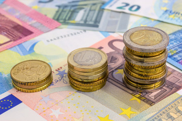 Coins Chart on Euro Banknotes