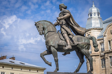 Fototapeta na wymiar King Daniel of Galicia monument in Lviv, Ukraine