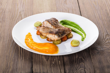 fried fish with vegetables