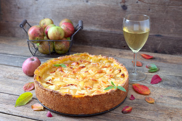 Apfelkuchen mit Wein