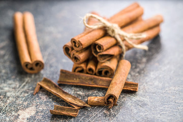 Cinnamon sticks spice.