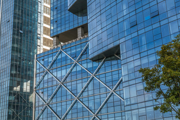 Obraz premium modern office building with green trees