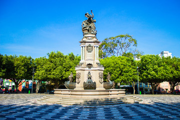 Fototapeta na wymiar Monumento abertura dos Portos na Praça do Largo de São Sebastião
