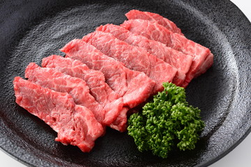 牛肉　かた　焼肉用