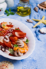 Salad with seafood
