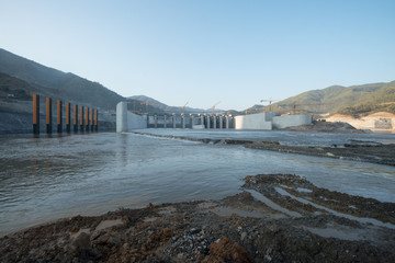 Building Xayaburri Dam, Xayaburi, Laos	