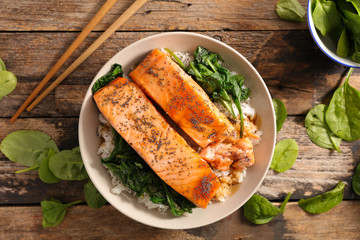 salmon fish with rice and spinach