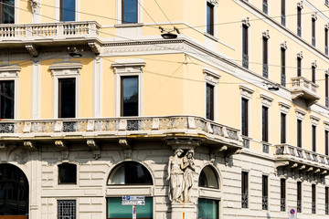 Fototapeta na wymiar Traditional antique city building in Milan, Italy