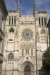 Fototapeta na wymiar Cathedral Church Facade, Bordeaux