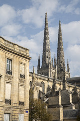 Obraz premium Spires of Cathedral Church; Bordeaux