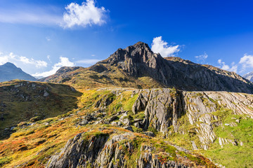 Obraz premium Mountains and peaks landscape. Stubaier Gletscher covered with glaciers and snow, natural environment. Hiking in the Stubai Alps. Ski resort in Tirol, Austria, Europe